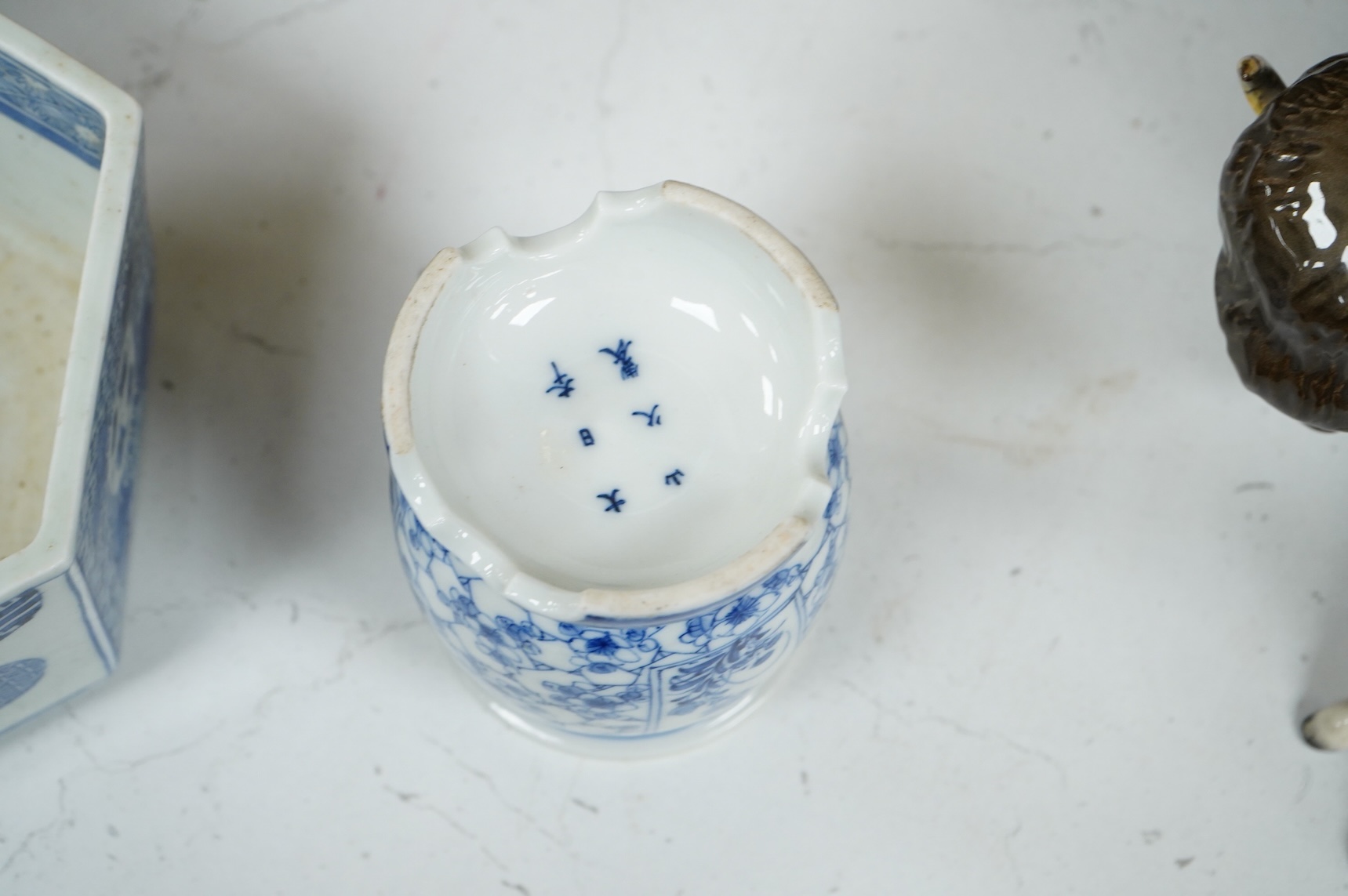 Mixed Japanese and Chinese bowls, vases and plates, largest 18cm diameter